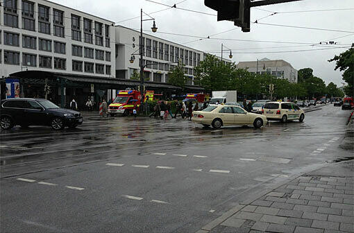 Großeinsatz für Feuerwehren, Rettung und Polizei am Ostbahnhof: die Bilder
