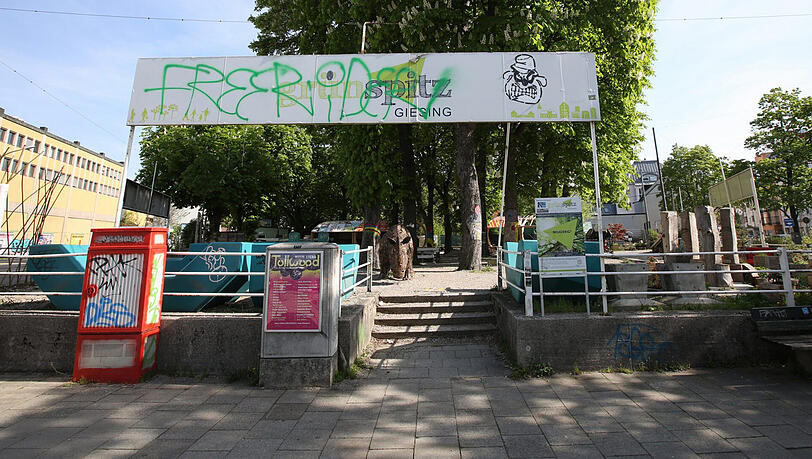 Der Eingang zum Grünspitz an der Tegernseer Landstraße.