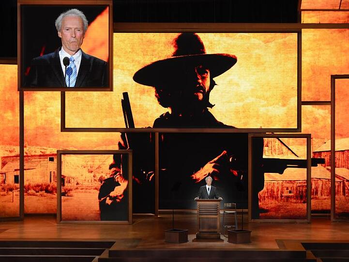Clint Eastwood wurde als wortkarger Westernheld berühmt.