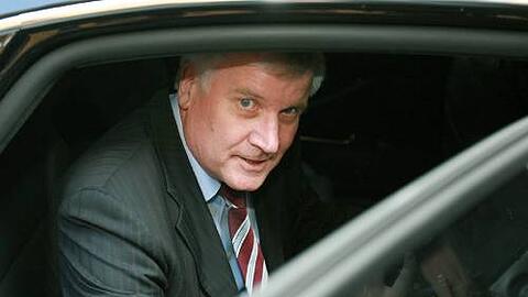 Hat die Münchner Staatskanzlei fest im Blick: Horst Seehofer.