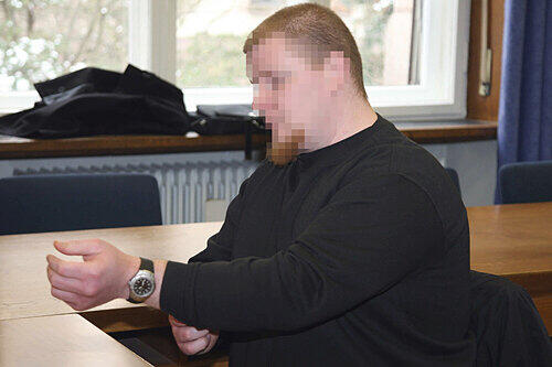 Rastete wegen einer Zigarette aus: Der Messebauer Heinz H. (31) wurde gestern wegen gefährlicher Körperverletzung verurteilt.