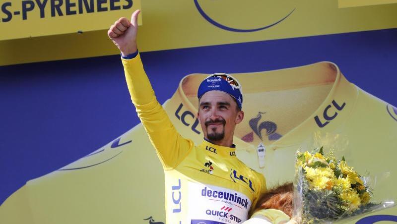 Trägt weiter das Gelbe Trikot: Julian Alaphilippe. Trägt weiter das Gelbe Trikot: Julian Alaphilippe.