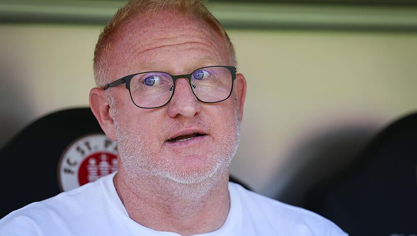 Trainer Heiko Vogel (SpVgg Greuther F&uuml;rth) muss am Samstag mit seinem Team nach Cottbus. (Archivbild)