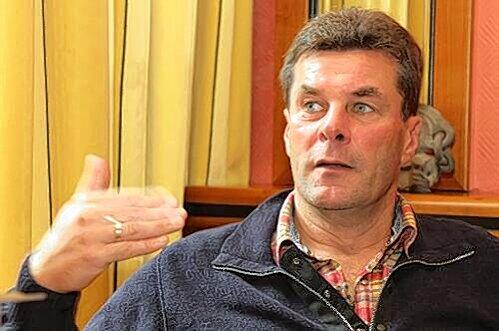 Ich habe die Aufgabe, den Club über den Strich zu bringen &ndash; das ist so reizvoll, wie Deutscher Meister zu werden&ldquo;: Dieter Hecking.