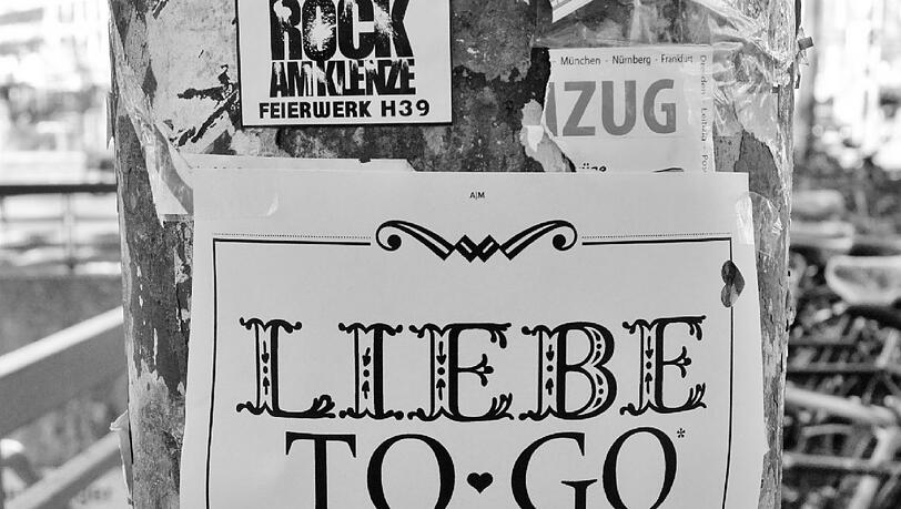 Schnitzeljagd nach den Zettelbotschaften im Glockenbachviertel.