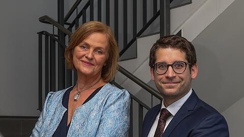 Hildegard Bäumler-Hösl und Benedikt Niedermayer von der Staatsanwaltschaft für Korruption in München.