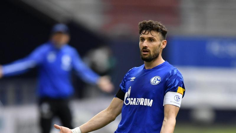 Der Schalker Daniel Caligiuri soll vor einem Wechsel zum FC Augsburg stehen. Der Schalker Daniel Caligiuri soll vor einem Wechsel zum FC Augsburg stehen.