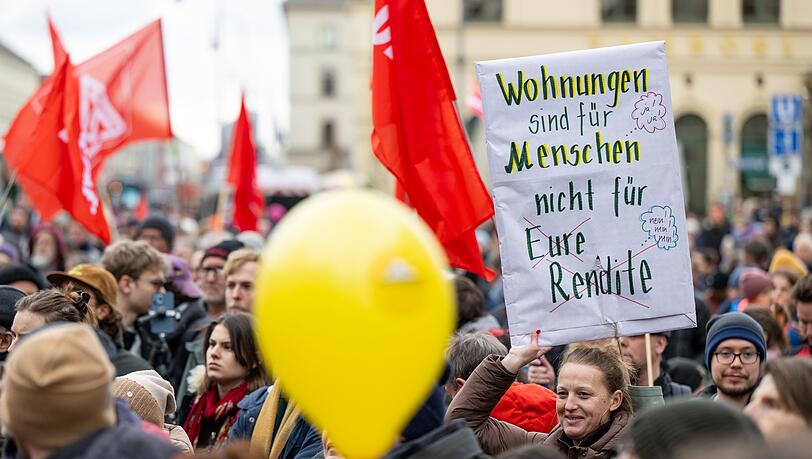 In M&uuml;nchen und anderen Gro&szlig;st&auml;dten formiert sich mittlerweile Widerstand gegen die unaufhaltsam steigenden Mieten. Eine Trendwende ist nach Einsch&auml;tzung der sozial orientierten bayerischen Wohnungsunternehmen nicht in Sicht. (Symbolbild)