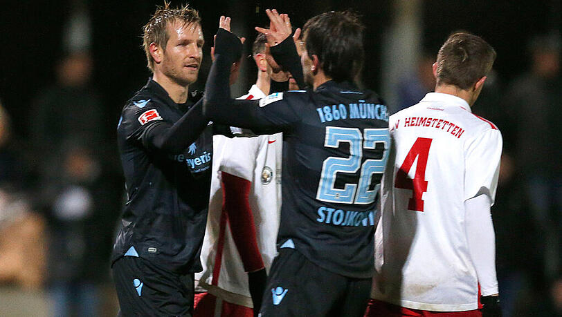 Testspiel SV Heimstetten gegen den TSV 1860 München: Stefan Aigner (l.) und Filip Stojkovic beim Torjubel. Testspiel SV Heimstetten gegen den TSV 1860 München: Stefan Aigner (l.) und Filip Stojkovic beim Torjubel.