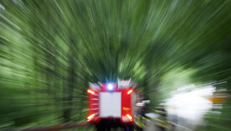 Ein Einsatzwagen der Feuerwehr. Foto: Friso Gentsch/dpa/Symbolbild