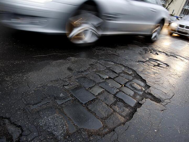 Nur in Sachsen sind die Straßen noch schlechter als in Bayern
