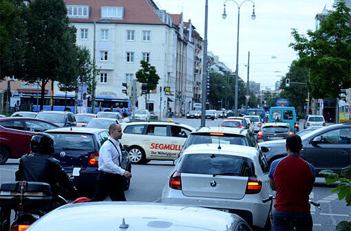 Wie zum Beispiel auf der Schleißheimer Straße.