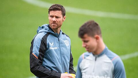 Will mit Leverkusen ins Europa-League-Halbfinale: Bayer-Coach Xabi Alonso.
