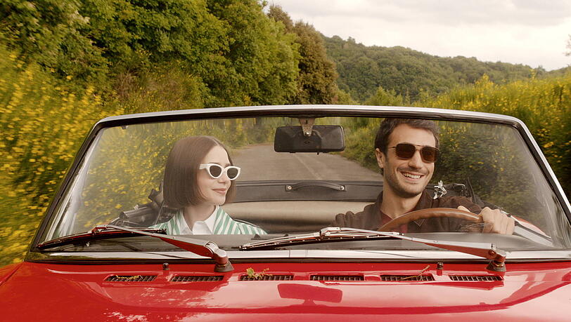 Die f&uuml;nfte Staffel von "Emily in Paris" bringt wenig von ihrem altbekannten Charme mit.