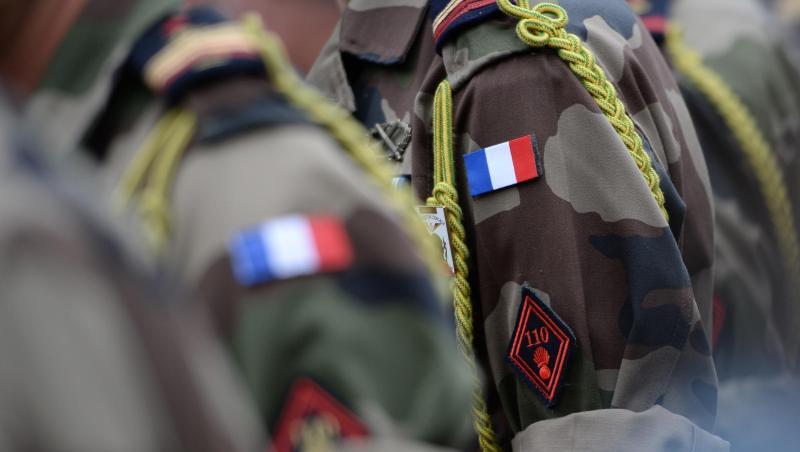Ärmelabzeichen von Soldaten eines französischen Infanterieregiments. Ärmelabzeichen von Soldaten eines französischen Infanterieregiments.