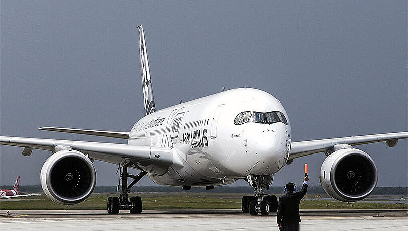 Die A350-Jets werden am Firmensitz in Toulouse zusammengebaut. Die A350-Jets werden am Firmensitz in Toulouse zusammengebaut.