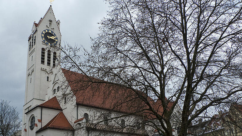 In der Erlöserkirche findet die Vortragsreihe über Religion und Philiosphie statt. In der Erlöserkirche findet die Vortragsreihe über Religion und Philiosphie statt.