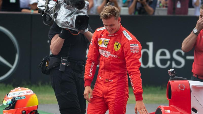 Mick Schumacher drehte im Ferrari F2004 seines Vaters Michael ein paar Runden auf dem Hockenheimring. Mick Schumacher drehte im Ferrari F2004 seines Vaters Michael ein paar Runden auf dem Hockenheimring.