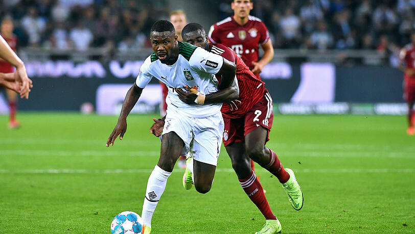 Dayot Upamecano war in der Schlussphase in zwei äußerst riskante Zweikämpfe mit Marcus Thuram verstrickt - beide Male gab es keinen Elfmeter.