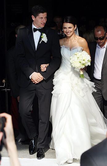 Im Sommer 2013 haben sich Dortmunds Robert Lewandowski und seine Anna das Ja-Wort gegeben.