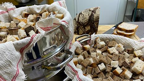 Die Möglichkeiten sind unerschöpflich. Auch aus Brot kann man Miso herstellen.
