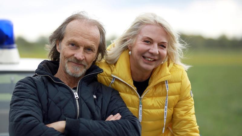 Papa Eberhofer (Eisi Gulp) und seine Erfinderin, Autorin Rita Falk.