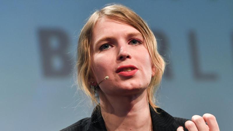 Die US-amerikanische Whistleblowerin Chelsea Manning nimmt 2018 an der Internetkonferenz re:publica teil. Die US-amerikanische Whistleblowerin Chelsea Manning nimmt 2018 an der Internetkonferenz re:publica teil.