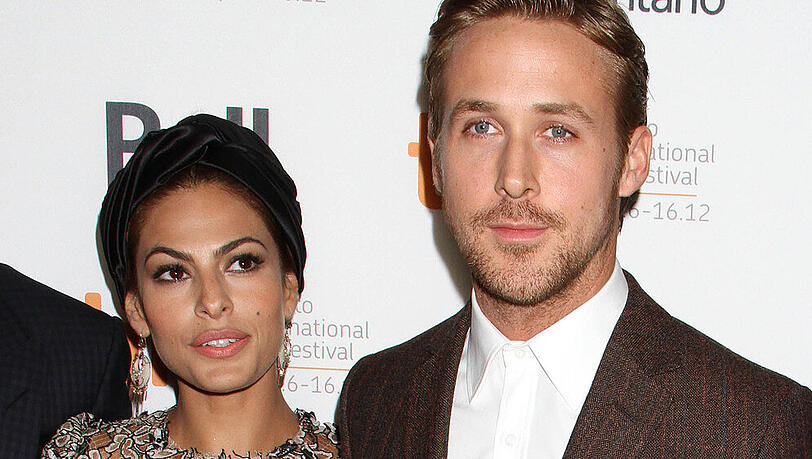 Eva Mendes und Ryan Gosling beim Toronto Film Festival im Jahr 2012 Eva Mendes und Ryan Gosling beim Toronto Film Festival im Jahr 2012