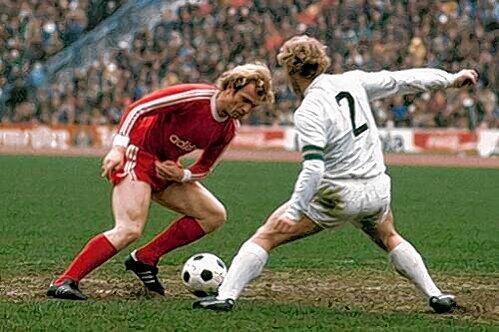 Er war keine Lichtgestalt wie sein Vorgänger Franz Beckenbauer. Und doch ist er bis heute der letzte Bundestrainer, der einen Titel gewann. Berti Vogts wird 65 Jahre alt.