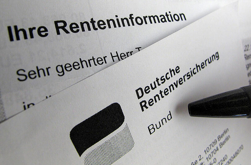Wenn es nach der Bundesbank geht, steigen Rentenbeitrag und Renteneinstiegsalter.