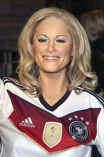 Schreck lass nach: Helene Fischers Wachsfigur machte sie wohl selbst atemlos