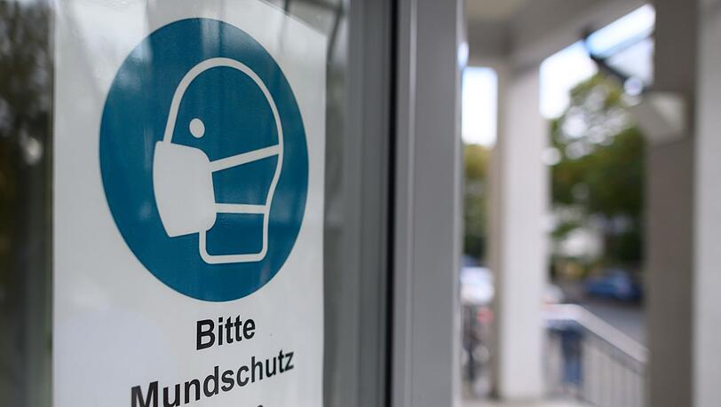 "Von einem frisch Geimpften geht selbst dann ein relativ geringes Infektionsrisiko aus, wenn er keine Maske trägt."