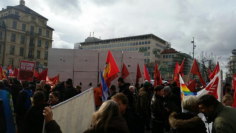 Die Bilder zur Demonstration gegen die Sicherheitskonferenz in München...