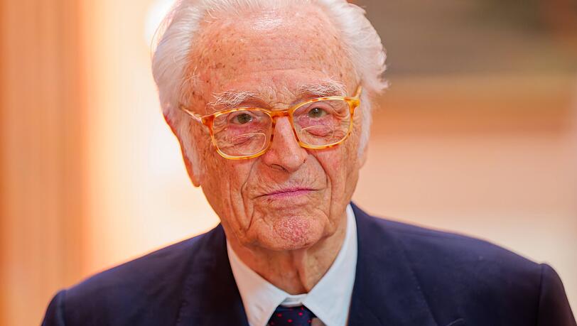 Franz von Bayern wurde als Kind während der NS-Zeit in ein Konzentrationslager gebracht. Franz von Bayern wurde als Kind während der NS-Zeit in ein Konzentrationslager gebracht.