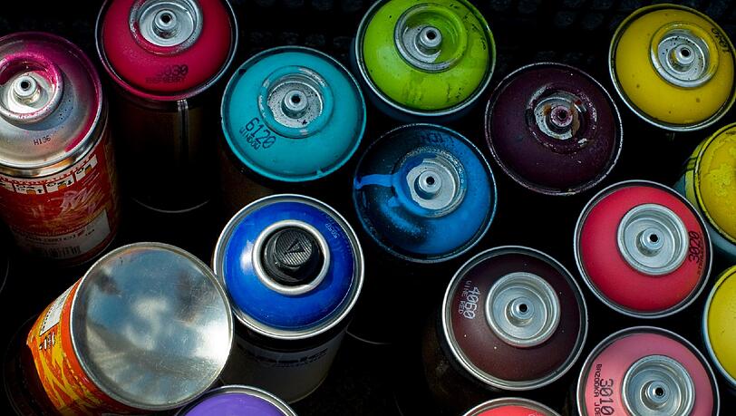 Geübte Sprayer schaffen ganze Kunstwerke mit der Farbe aus den Dosen. Geübte Sprayer schaffen ganze Kunstwerke mit der Farbe aus den Dosen.