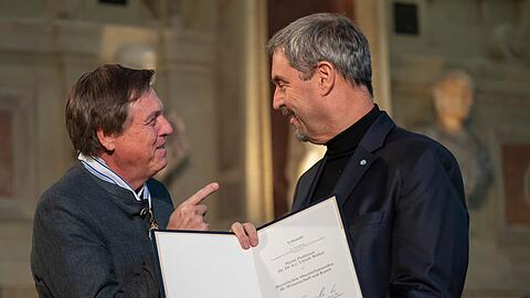 Auch der ehemalige Astronaut Ulrich Walter wurde mit dem Orden ausgezeichnet.