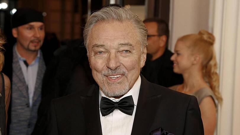 Karel Gott bei einem Auftritt in Prag