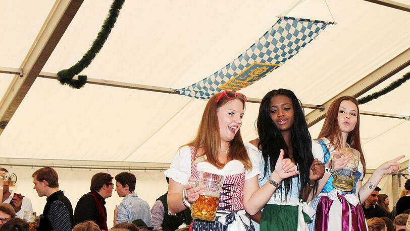 Kommt nicht bei allen gut an: das Harlachinger Burschenfest. Kommt nicht bei allen gut an: das Harlachinger Burschenfest.