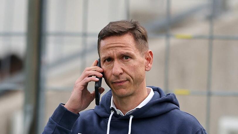 (Zu) wenig Geld für Winter-Transfers? Finanz-Boss Pfeifer. (Zu) wenig Geld für Winter-Transfers? Finanz-Boss Pfeifer.