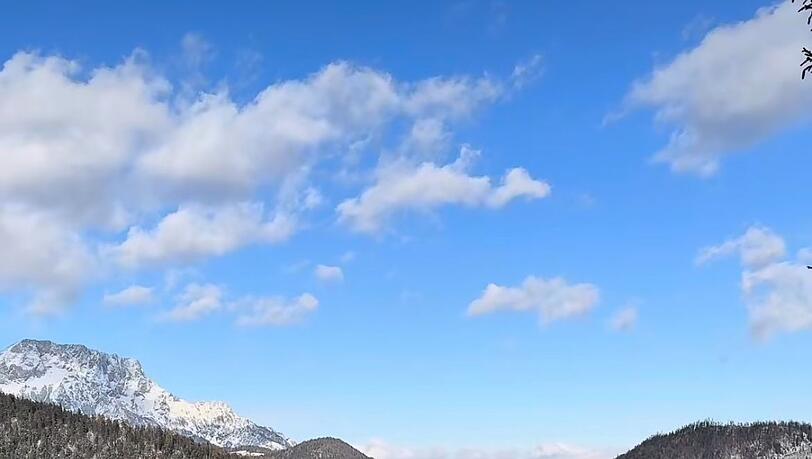 In dieser &Auml;sthetik posiert Tim Schulz um Berchtesgaden.