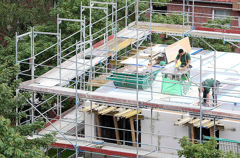 Oft dauert die Planung und Genehmigung großer Bauprojekte mehrere Jahre.