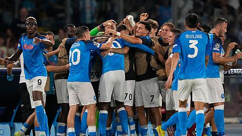 Der SSC Neapel feierte einen deutlichen Heimsieg gegen den FC Liverpool.