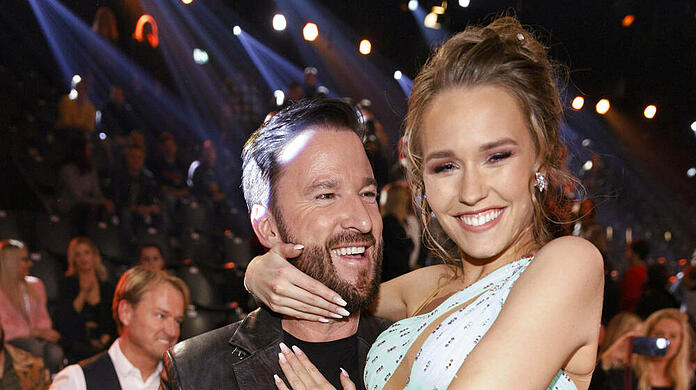 Michael Wendler und seine Laura wollen noch einmal kirchlich heiraten.