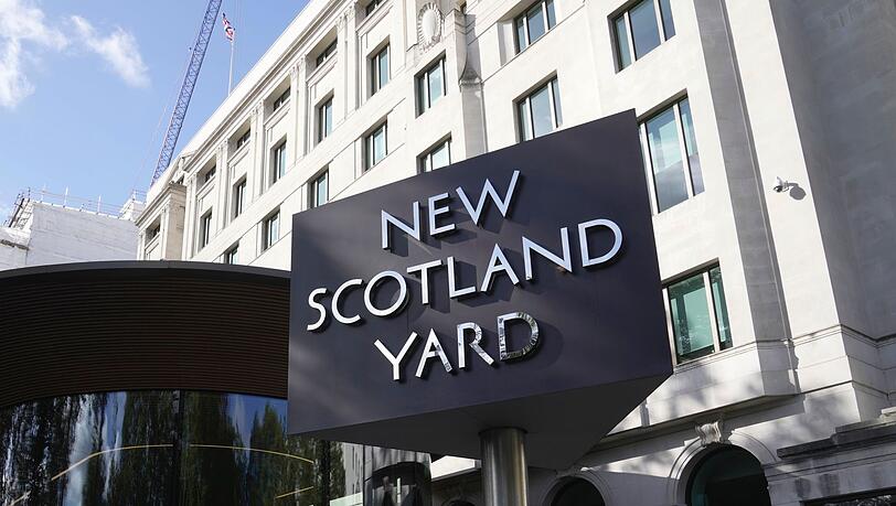 Die Londoner Polizei hat einen versehentlich entlassenen Sexualstraftäter gefasst. (Symbolfoto) Die Londoner Polizei hat einen versehentlich entlassenen Sexualstraftäter gefasst. (Symbolfoto)