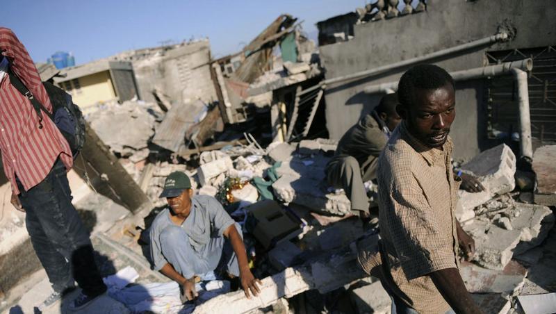 Die Stadt Port-au-Prince liegt vier Wochen nach dem Erdbeben noch in Trümmern Die Stadt Port-au-Prince liegt vier Wochen nach dem Erdbeben noch in Trümmern