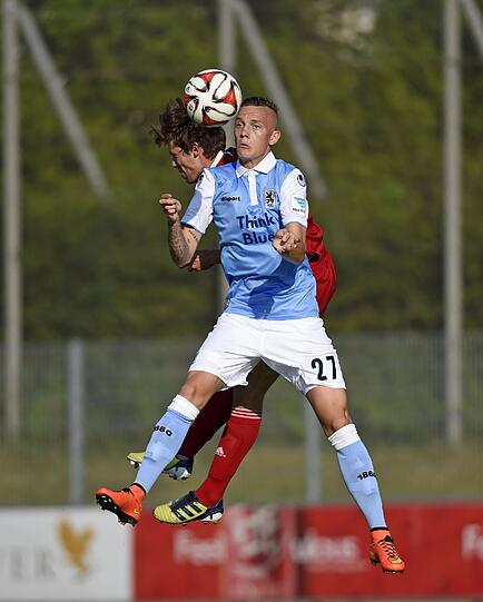 Die Löwen gewinnen gegen den SV Heimstetten mit 3:0 - Die Bilder vom Spiel.
