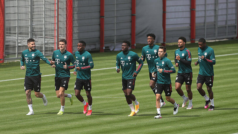 Der FC Bayern im Training vor dem Quarantäne-Trainingslager.