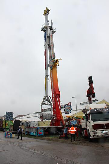 Regen und Tristesse am Tag danach: Die Bilder vom Wiesn-Abbau am Dienstagvormittag.