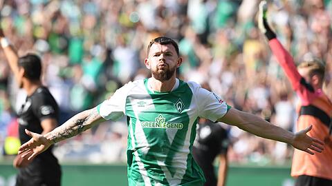 Oliver Burke traf für den SV Werder Bremen in der Nachspielzeit.