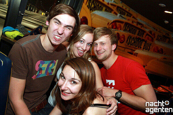 Im neuraum ließen es die Münchner am Freitag beim "IsarCosmos" krachen. Mehr Bilder unter: href="http://www.nachtagenten.de/event/21.03.2014/neuraum/isarcosmos.297486.html
